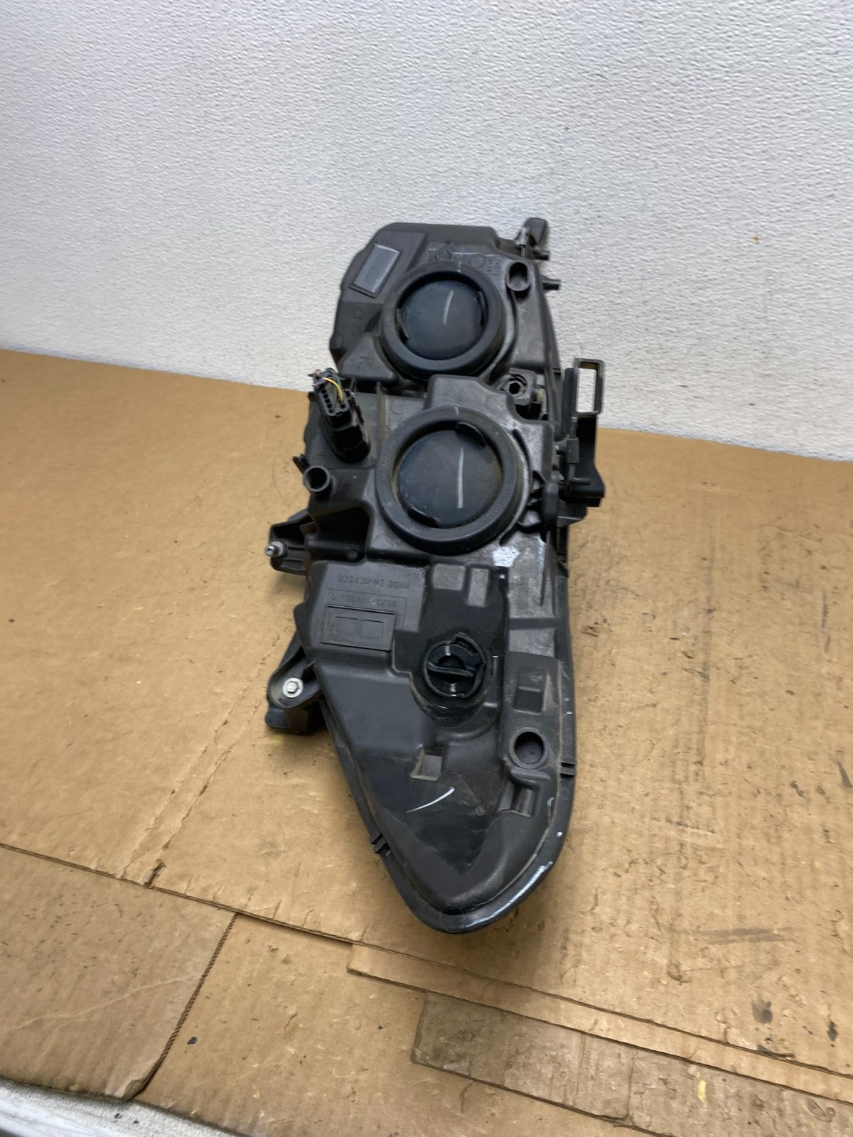 2013 to 2016 Ford Fusion Right Passenger Rh Side Headlight AD0709 DW5