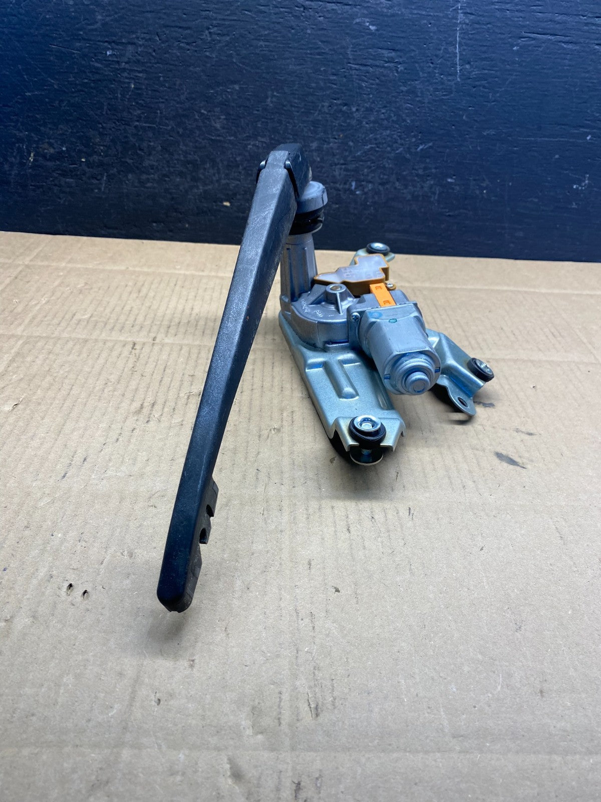 2007 to 2013 Acura Mdx Rear Liftgate Wiper Motor AD50332