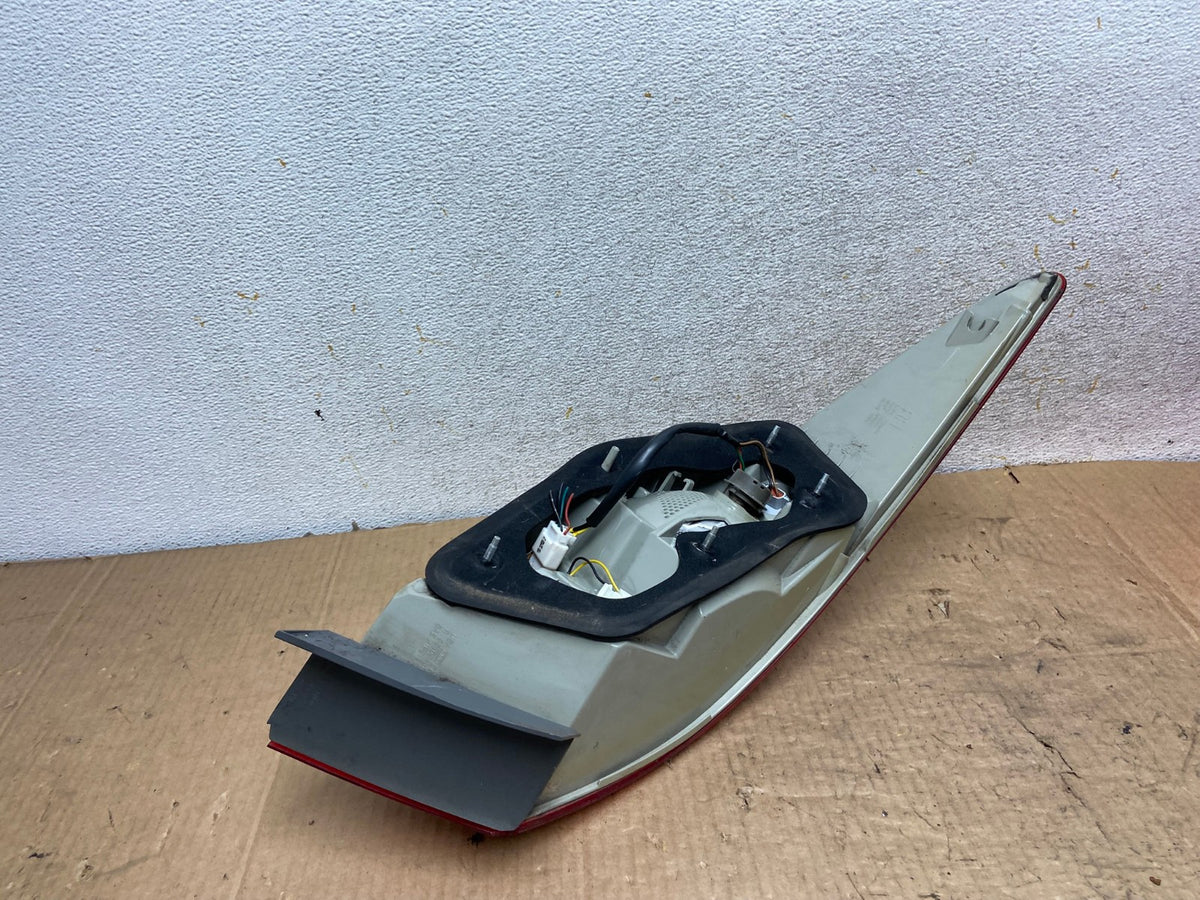 2011 2012 2013 Hyundai Sonata Right Passenger RH Tail Light AI8029 LK4