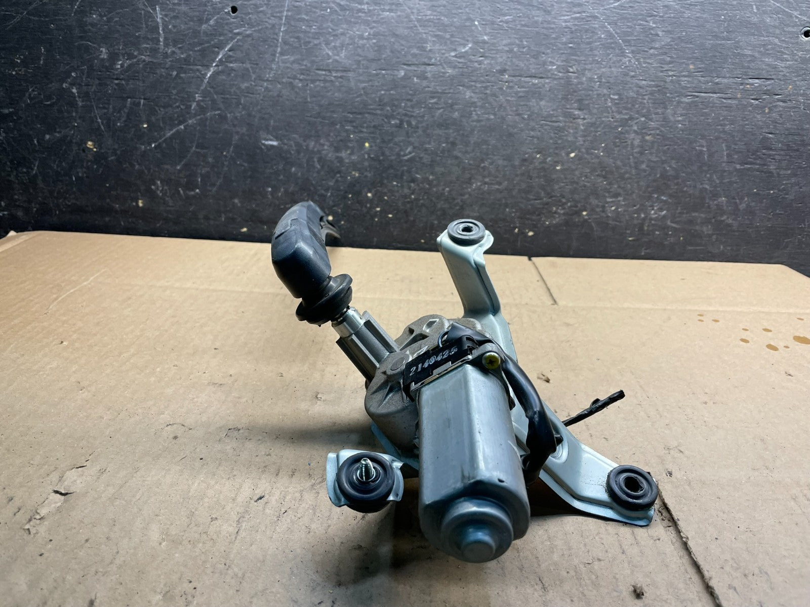 2014-2015 Kia Sorento Rear Glass Windshield Wiper Motor V9062 DG2