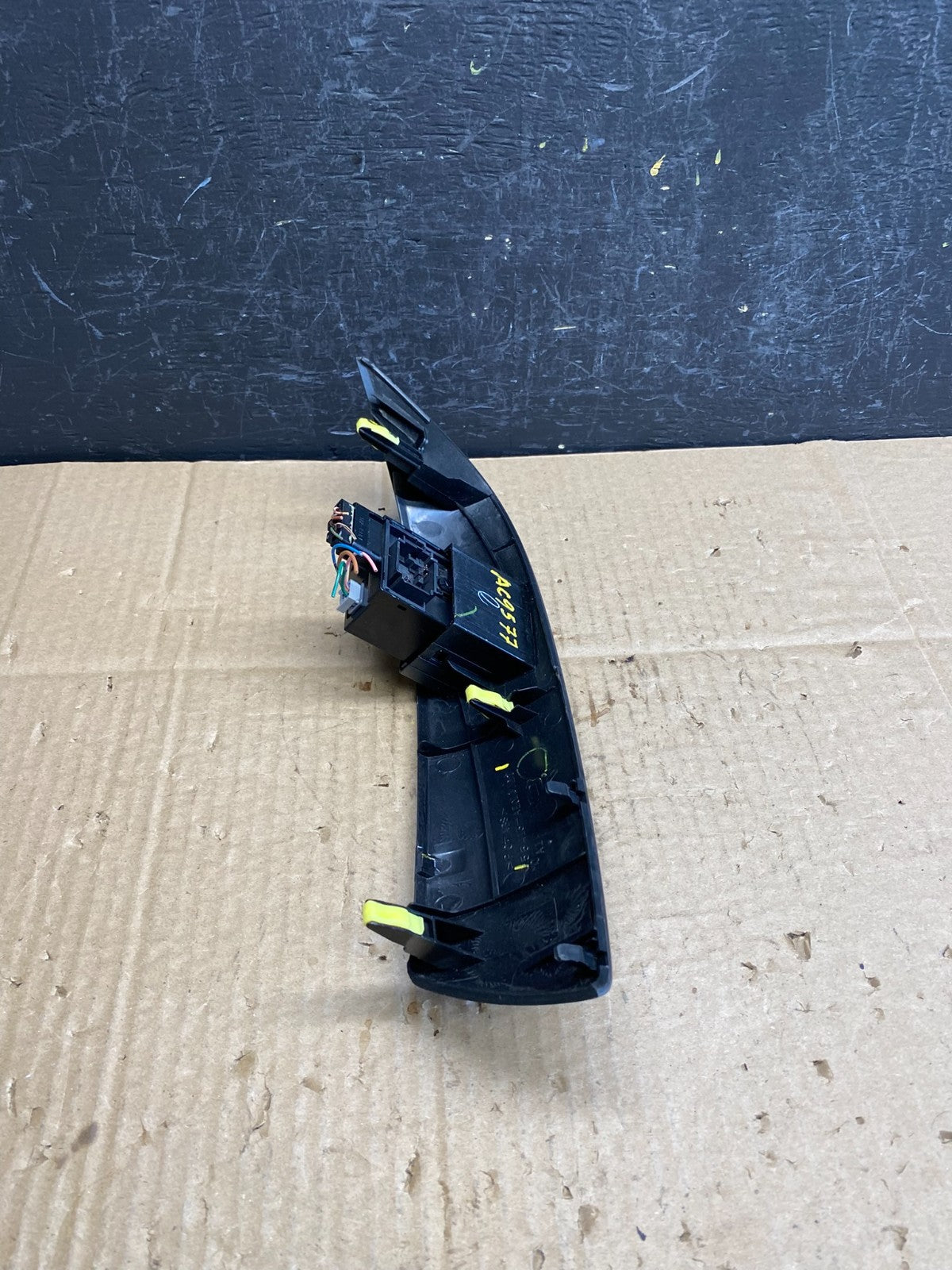 2004 to 2010 Toyota Sienna Right Side Radio Switches Bezel Trim AC9577 DG2