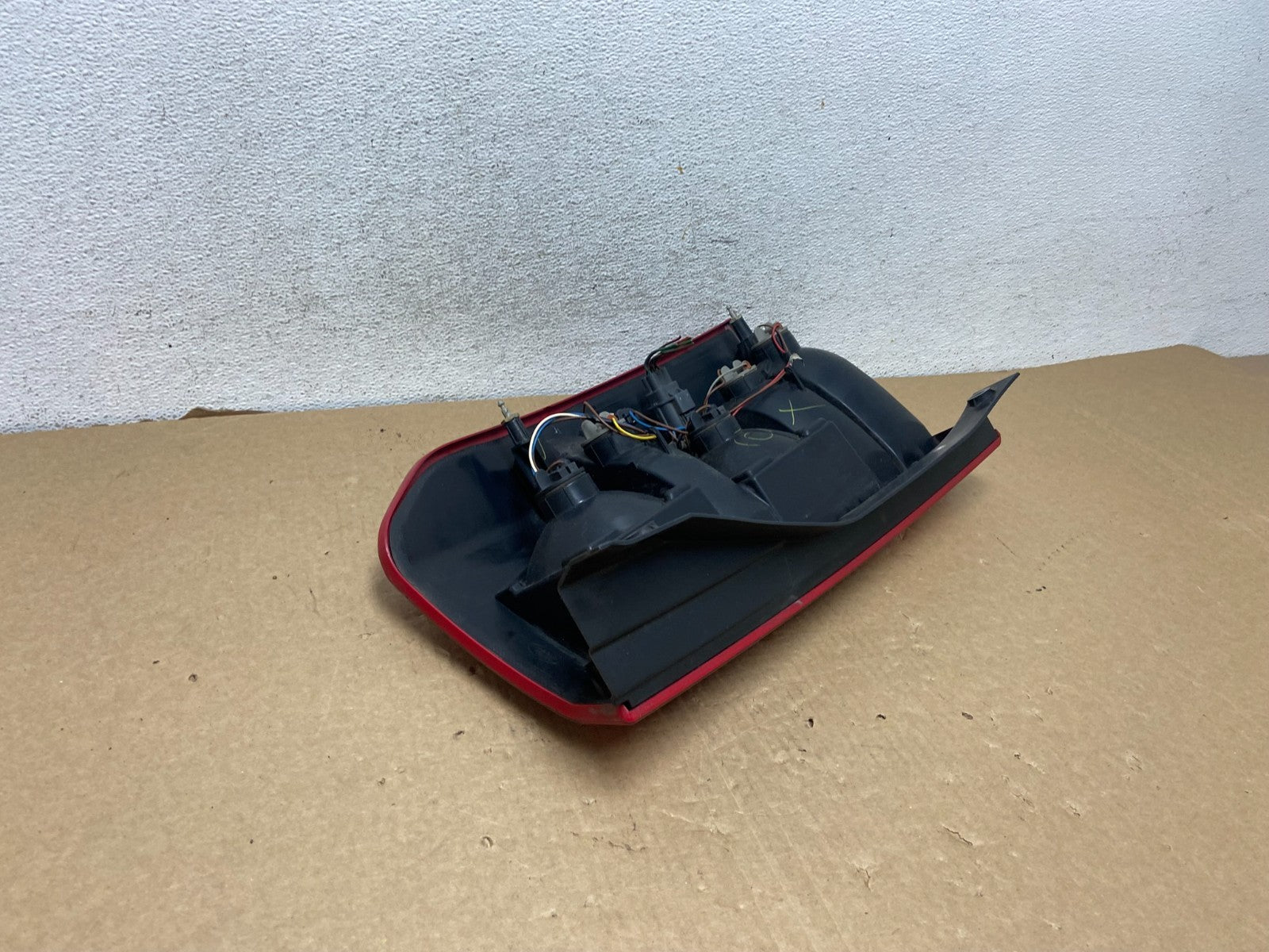2005 - 2009 Land Rover LR3 Left Driver LH Side Tail Light af7362 DG4