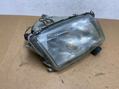1999 to 2003 Saab 9-3 Front Right Passenger Side Headlight AE3223 DW2