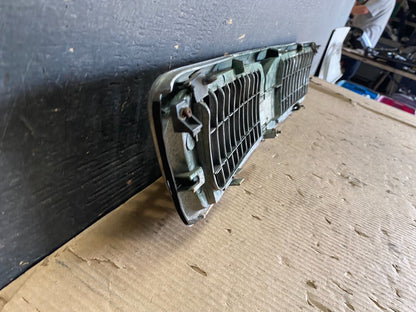 1996 to 1999 Infiniti i30 Front Upper Grill Grille OEM N8374 PS11