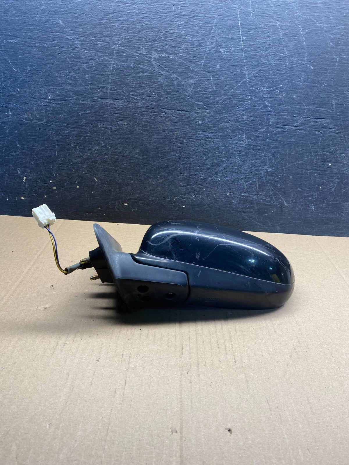 2000 to 2003 Nissan Maxima Left Driver Side View Door Mirror ah7262 DG3