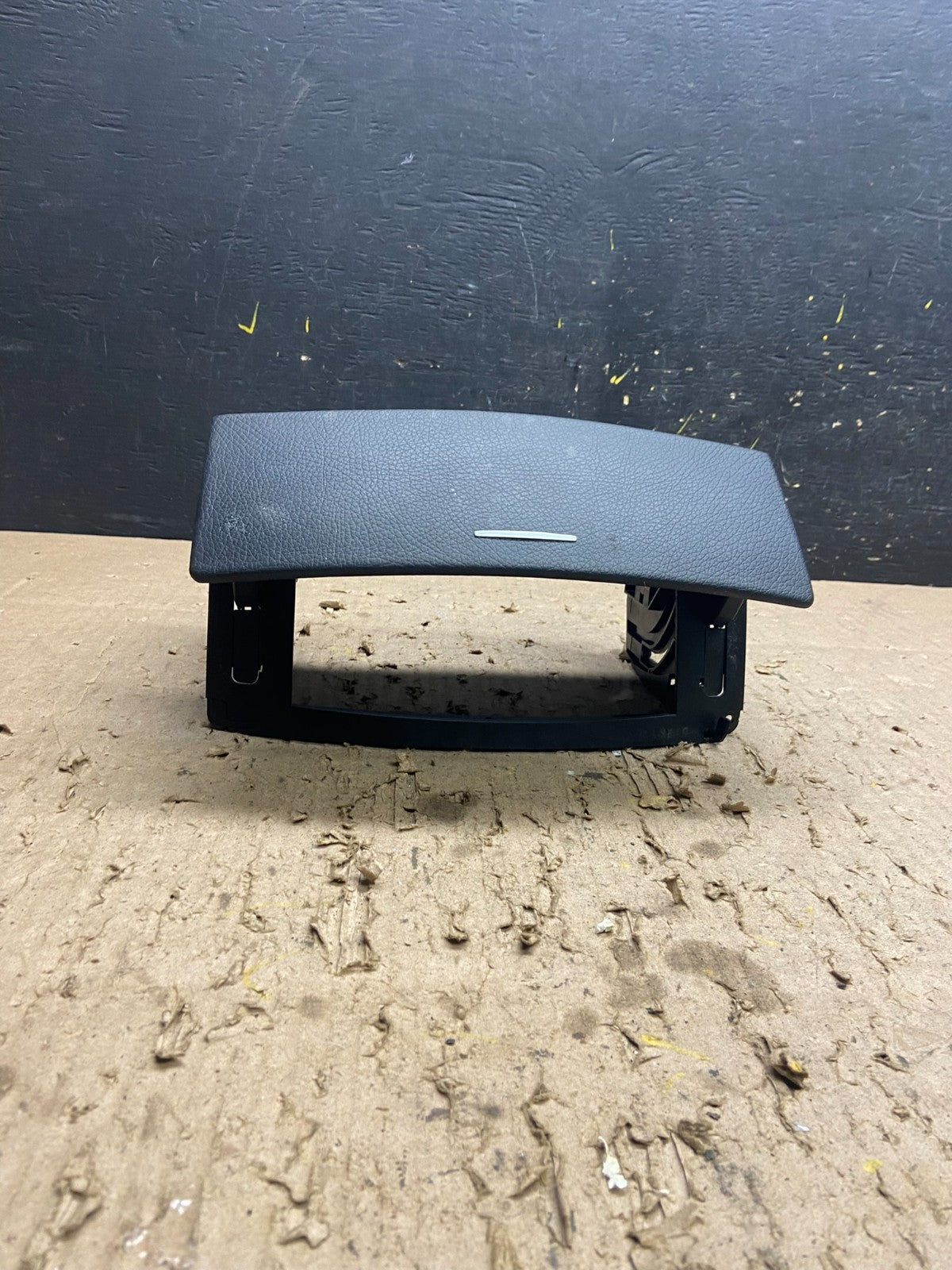 2007 to 2009 Mercedes S-Class S550 Center Console CD Player Cover Trim T8883 DG3