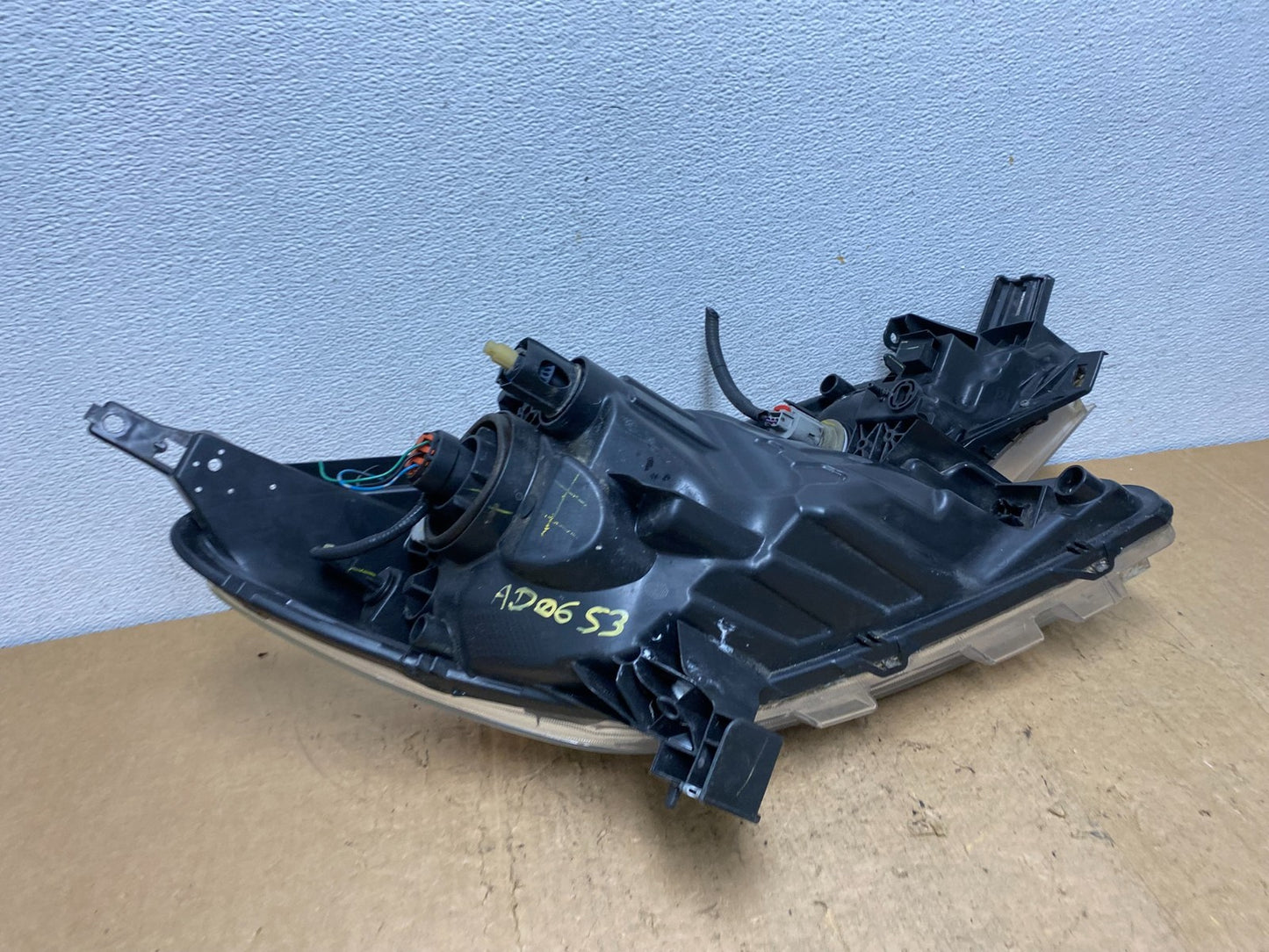 2014 2015 2016 Nissan Versa Note Left Driver LH Side Headlight AD0653 DW8