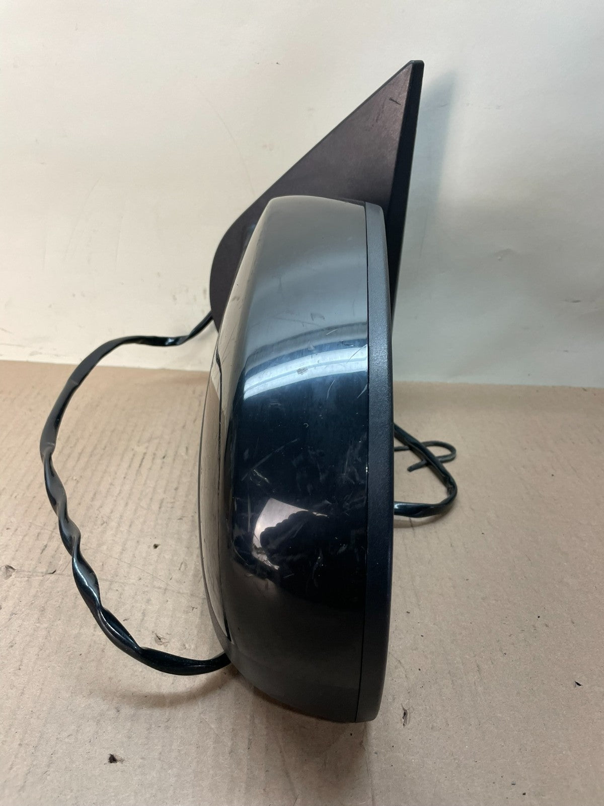 2007 to 2013 Chevrolet Tahoe Silverado Suburban Left Driver Mirror AJ0778 DG9