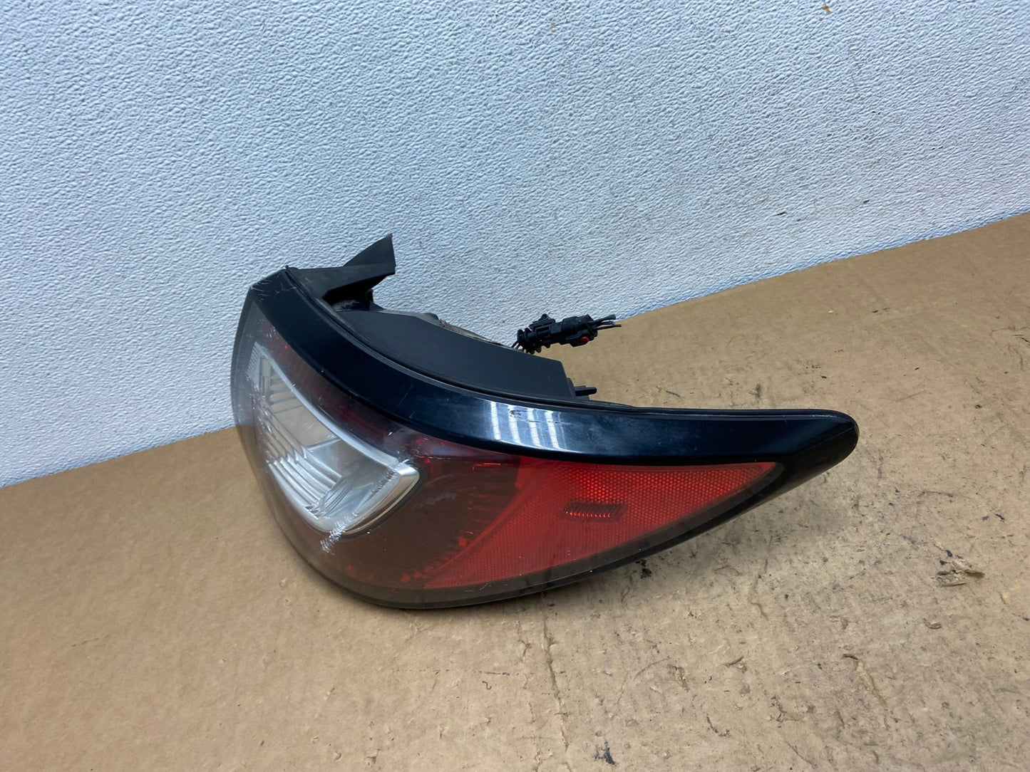 2013 to 2017 Chevrolet Traverse Right Passenger RH Side Tail Light AD0679 LK1