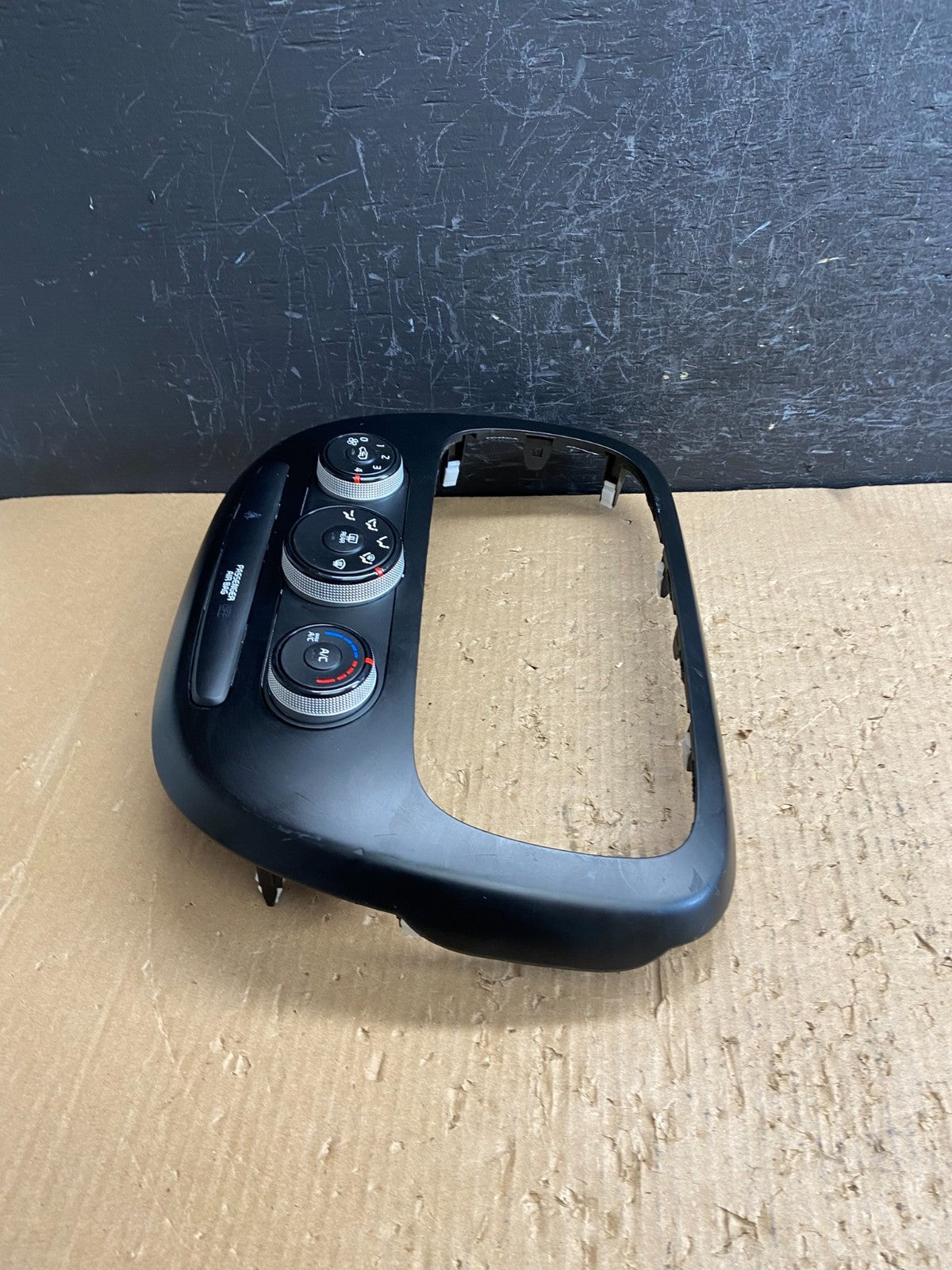 2014 2015 2016 Kia Soul Radio Climate Control Panel Bezel Trim af1506 DG2