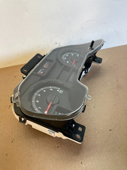 2011 Ford E150 VAN Gauge Speedometer Cluster bc2t-10849-ad AI4347 DG1