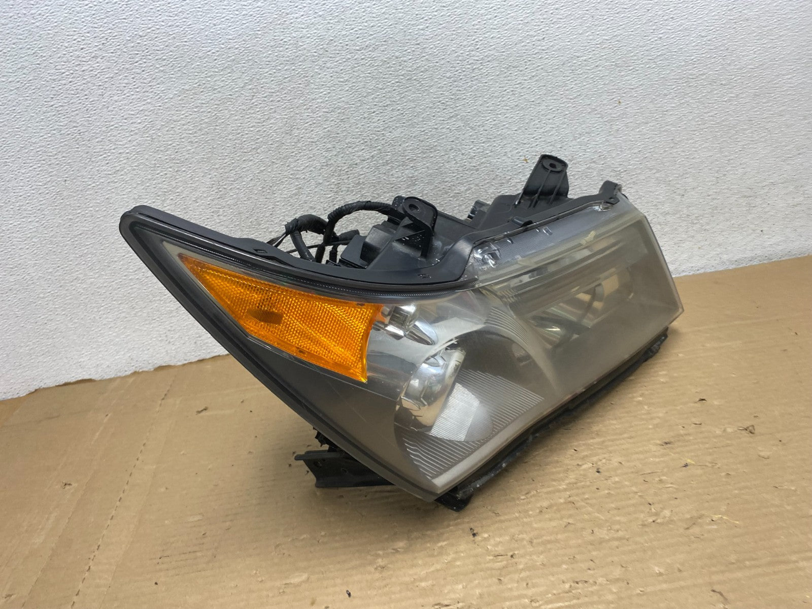 2007 2008 2009 Acura MDX Headlight Xenon HID Right Passenger RH AG8237 DW2