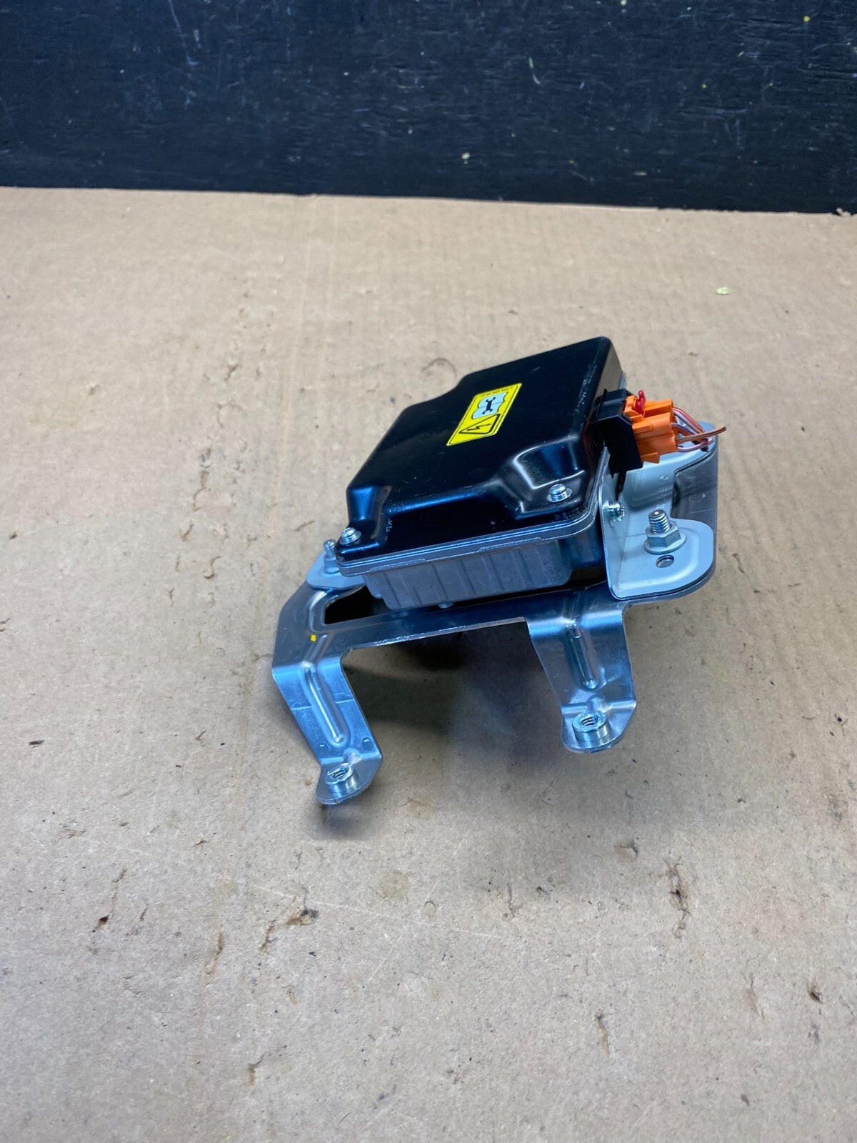 2012-2016 Mercedes-Benz GLE C E350 DC/AC Power Inverter Control Module M1568 DG3