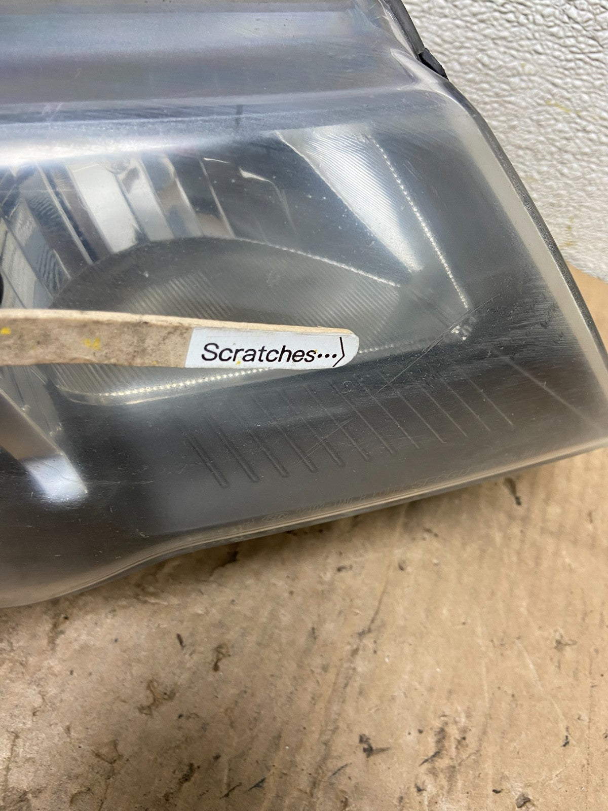 2010 2011 2012 Kia Forte Right Passenger Side Headlight Halogen AA6943 DW3