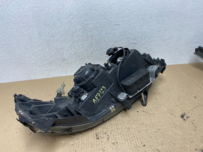 2001 to 2004 Volvo S60 Left Driver LH Headlight Halogen AF7123 DW7