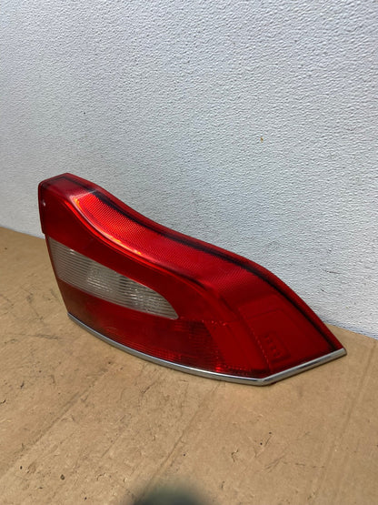 2007 to 2013 Volvo S80 Right Passenger RH Side Tail Light AD1222 LK1