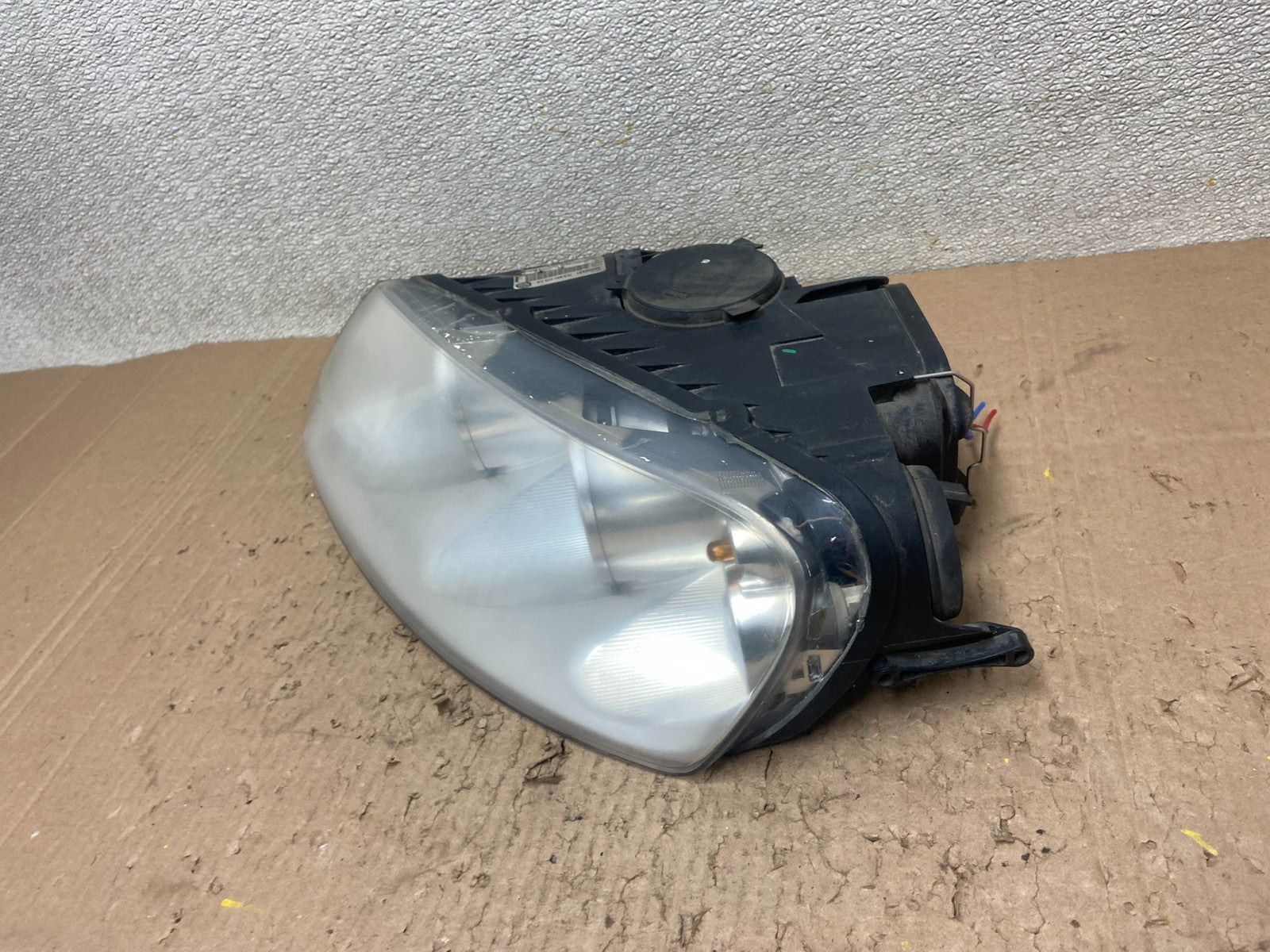 2004 to 2007 Volkswagen Touareg Left Driver Halogen Headlight Oem Y0711 DW1