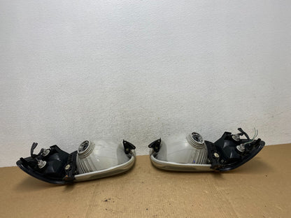 2001-2004 Toyota Sequoia Left+Right Side Halogen Headlights AF9825 DW7