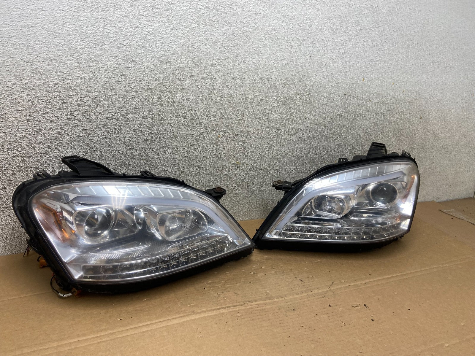 2006 - 2008 Mercedes-Benz ML Class Left+Right LED Chrome Headlights ab4485 DG2