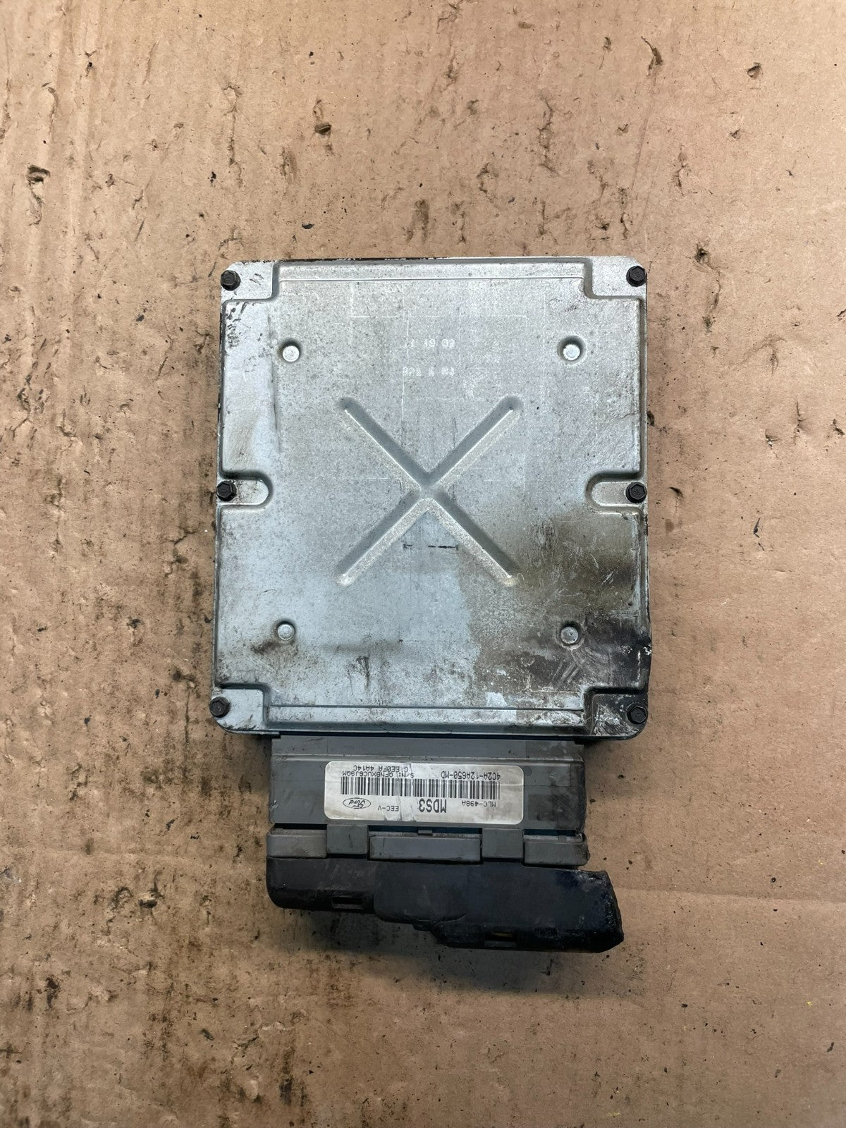 2004 Ford Van E250 4.6L Engine Control Module Unit ECU s7973 DG2