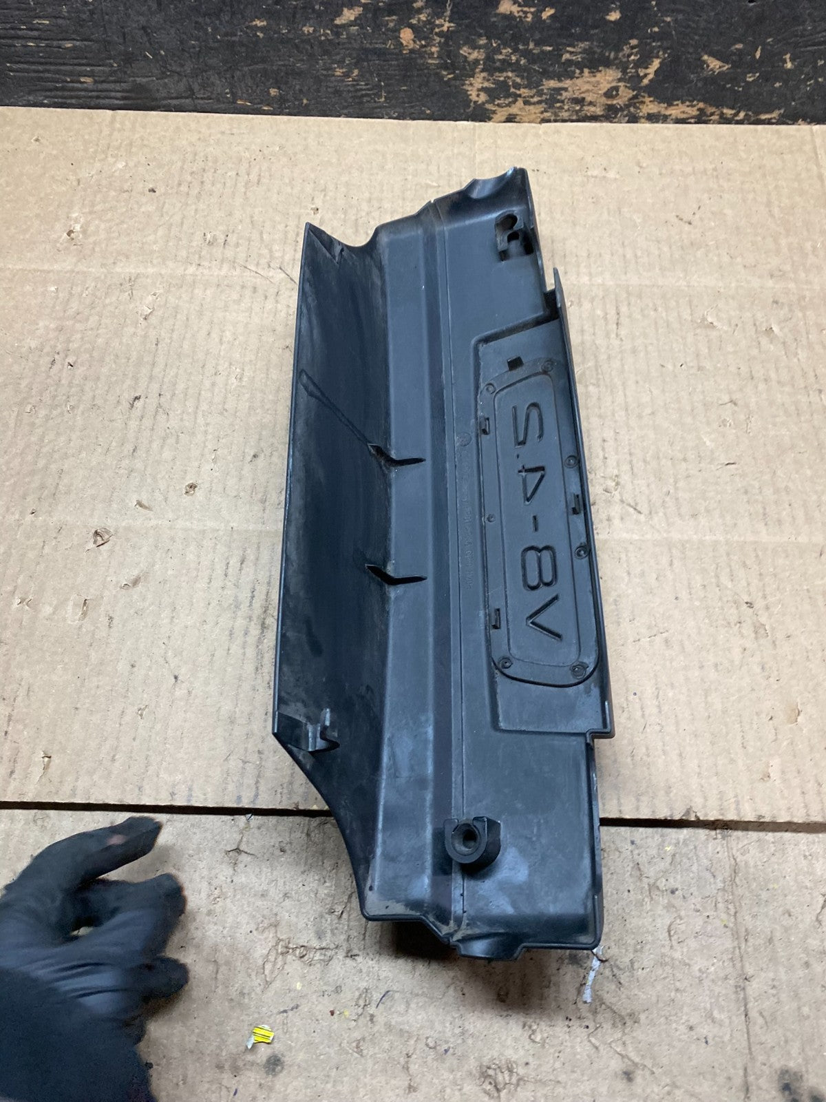 2004 2005 2006 Audi  A8 4.2L Engine Motor Cover Oem x9587 DG7