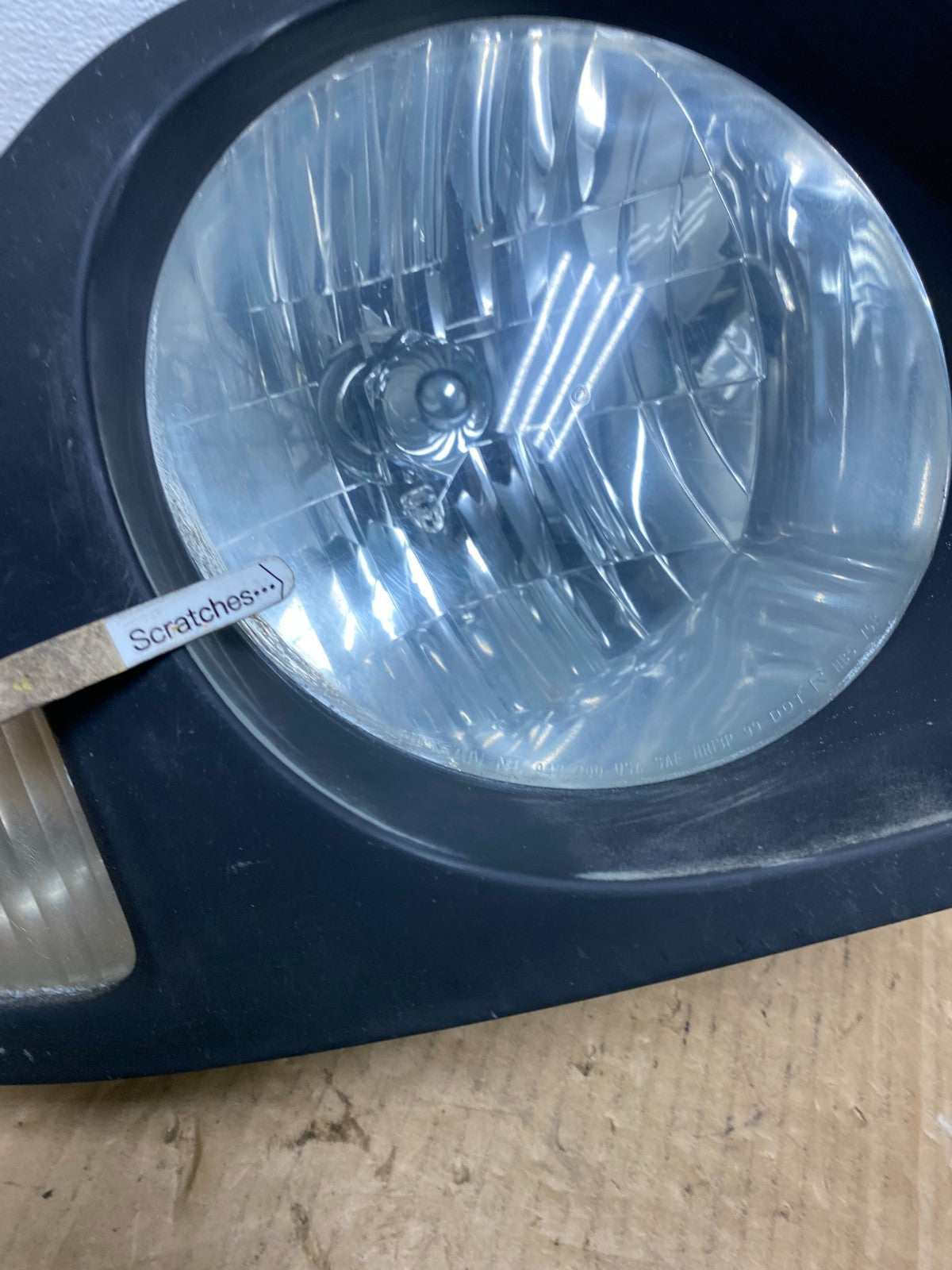 2002 2003 2004 Nissan Xterra Left+Right Side Headlights AC7618 DW3