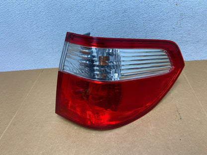 2005 2006 2007 Honda Odyssey Right Passenger RH Side Tail Light AD8909 DW0