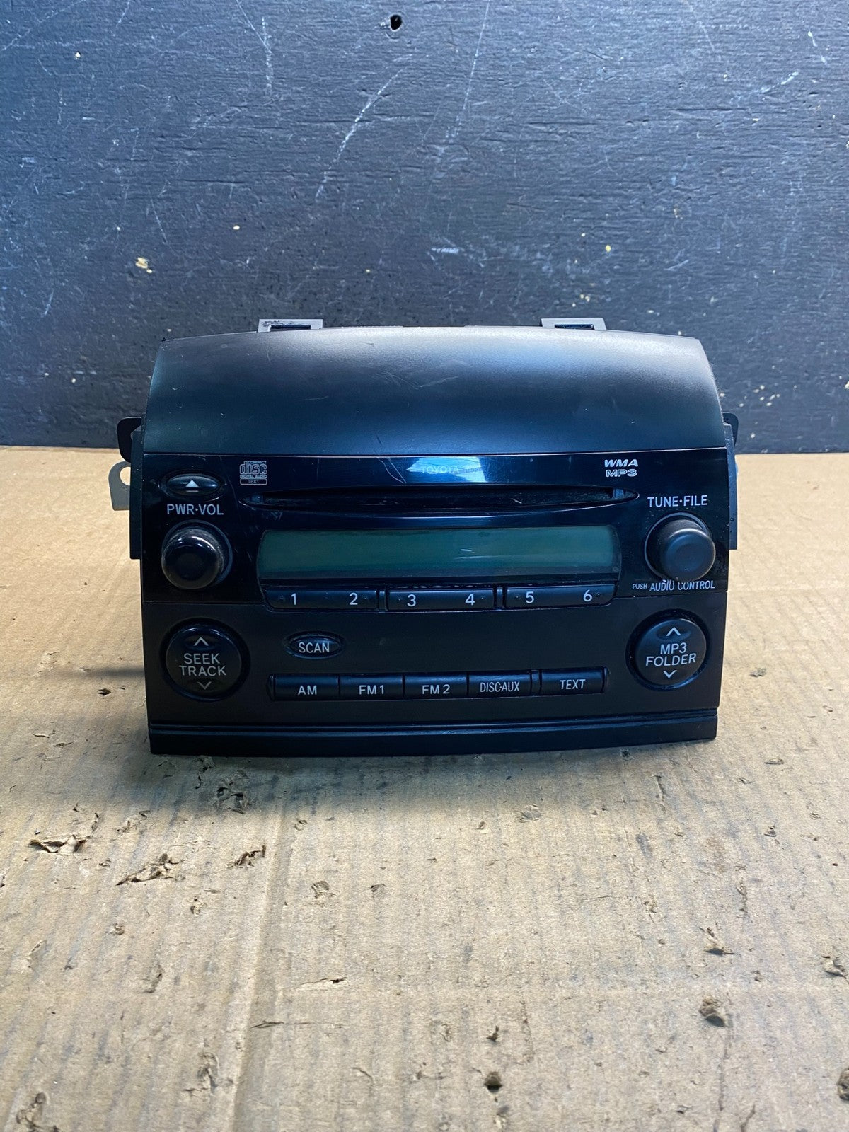 2004 to 2010 Toyota Sienna AM FM CD WMA Mp3 Radio Receiver Oem AB2688 DG0