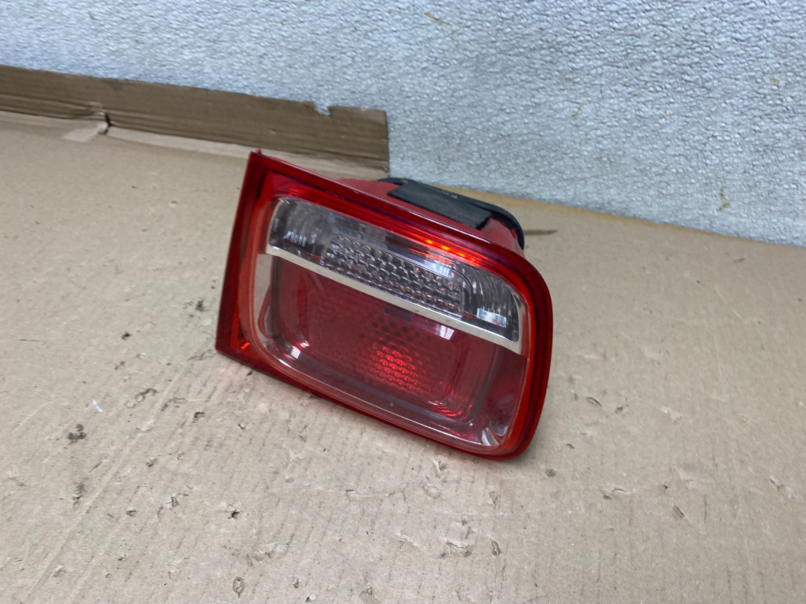 2013-2016 Chevrolet Malibu Right Passenger Rh Inner Tail Light Oem U1043 DW1