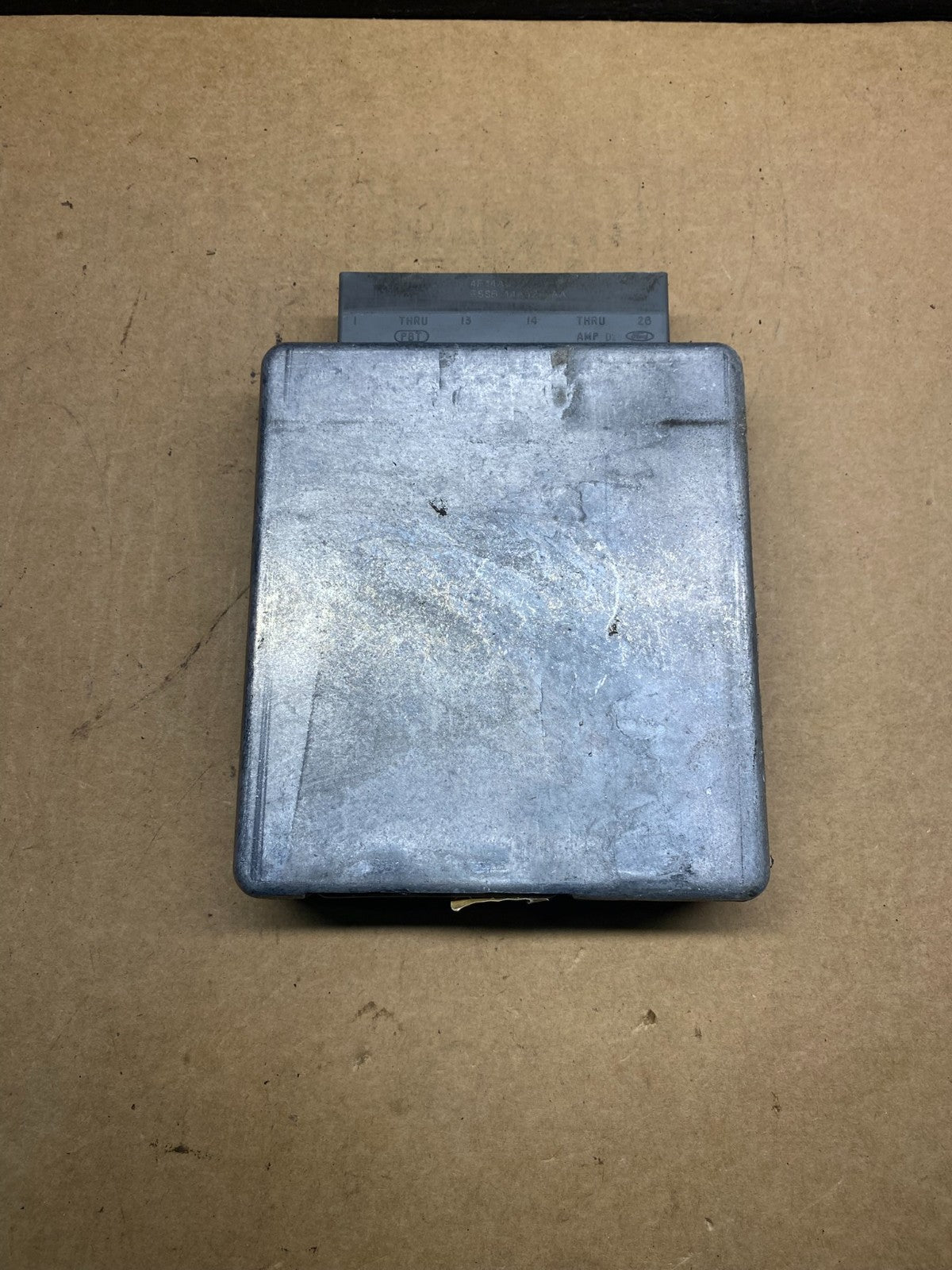 2004 Ford Van E250 4.6L Engine Control Module 4c2a-12a650-md ah6994 DG0