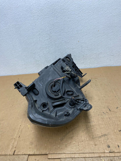 2008 to 2012 Nissan Versa Headlight Right Passenger Rh Side AD0583 DW6