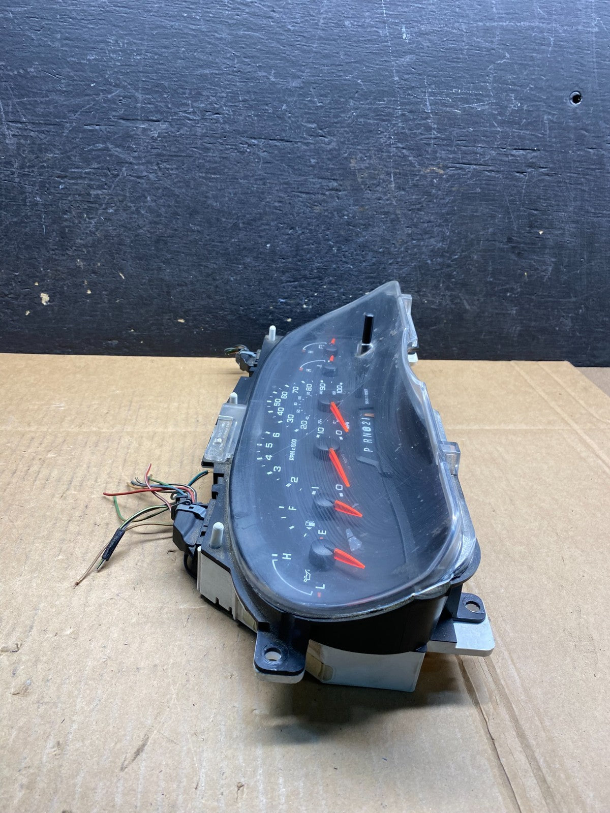 2004 to 2008 Ford E150 E250 Speedometer Cluster Gauge AI9723 DG1