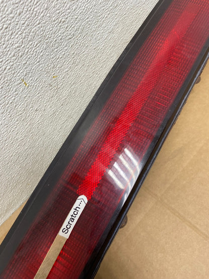 1991 to 1992 Buick Regal Right Passenger RH Side Tail Light D69586