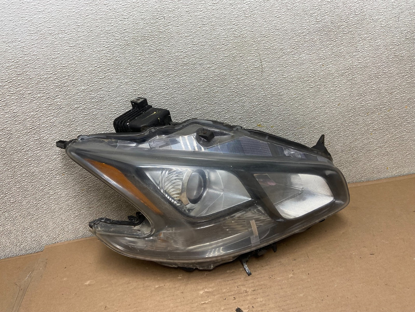 2009 - 2014 Nissan Maxima Headlight Right Passenger Xenon HID Oem AA9932 DW0