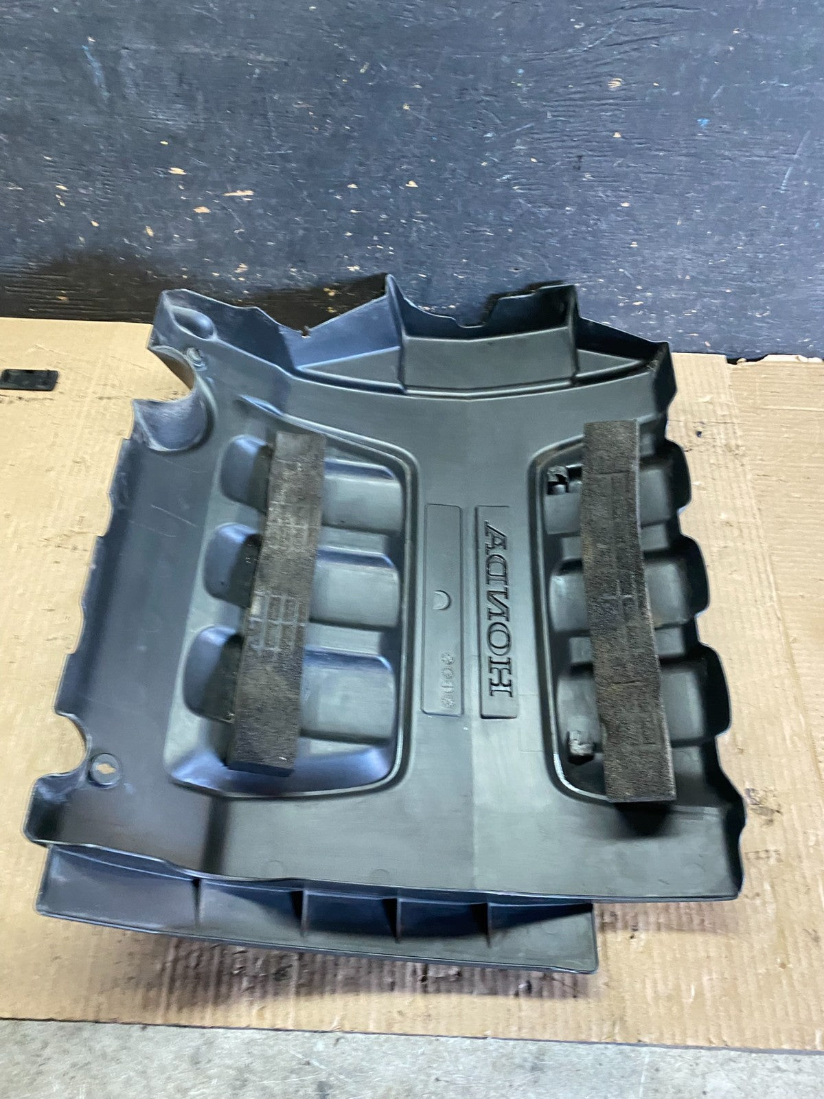 2005 to 2007 Honda Odyssey Black Engine Cover OEM 3.5L No # Q3234 DG7