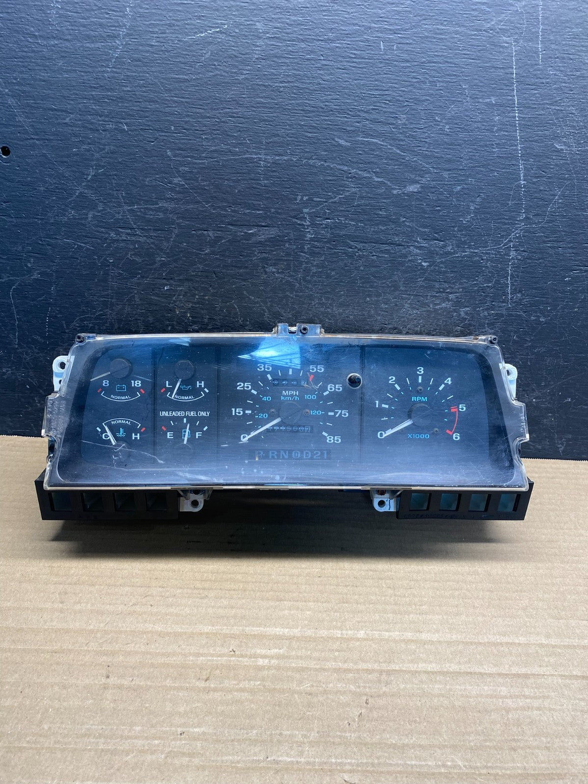 1993 to 1994 Ford Explorer Speedometer Cluster Gauge AF3811 DG0