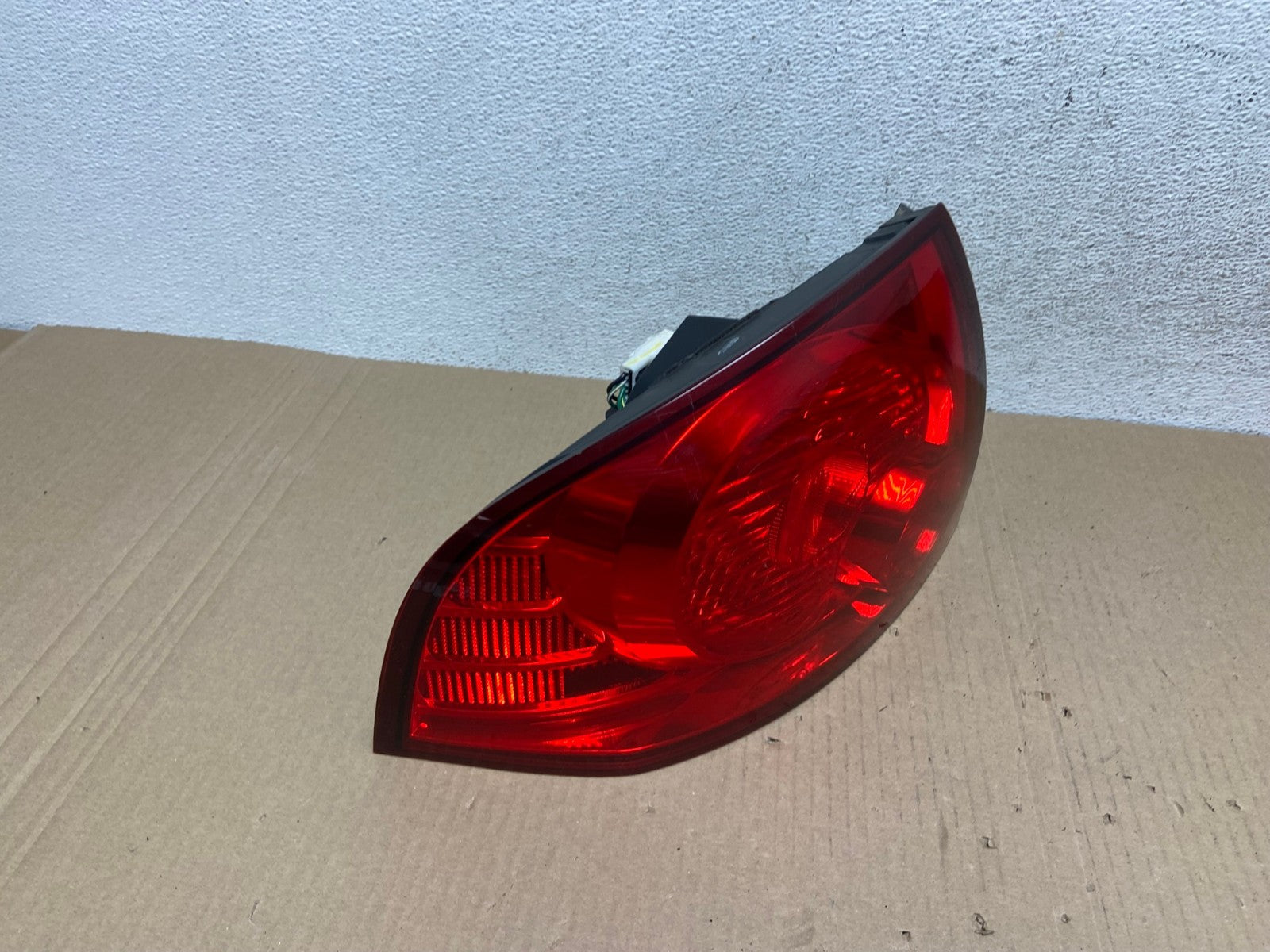 2004 2005 2006 Nissan Sentra Left Driver Lh Side Tail Light AE9458 LK2