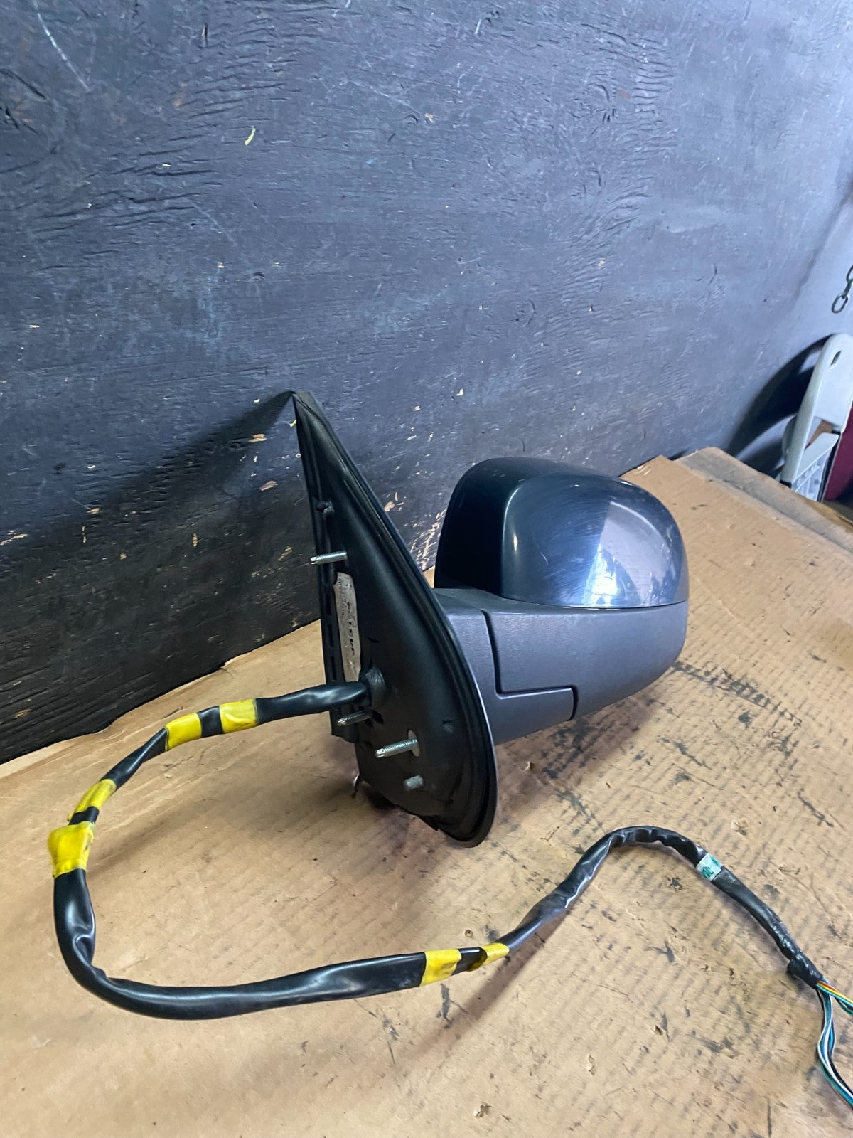 2007-2013 Chevrolet Tahoe Silverado Suburban Left Turn Signal Mirror S0477 DG2