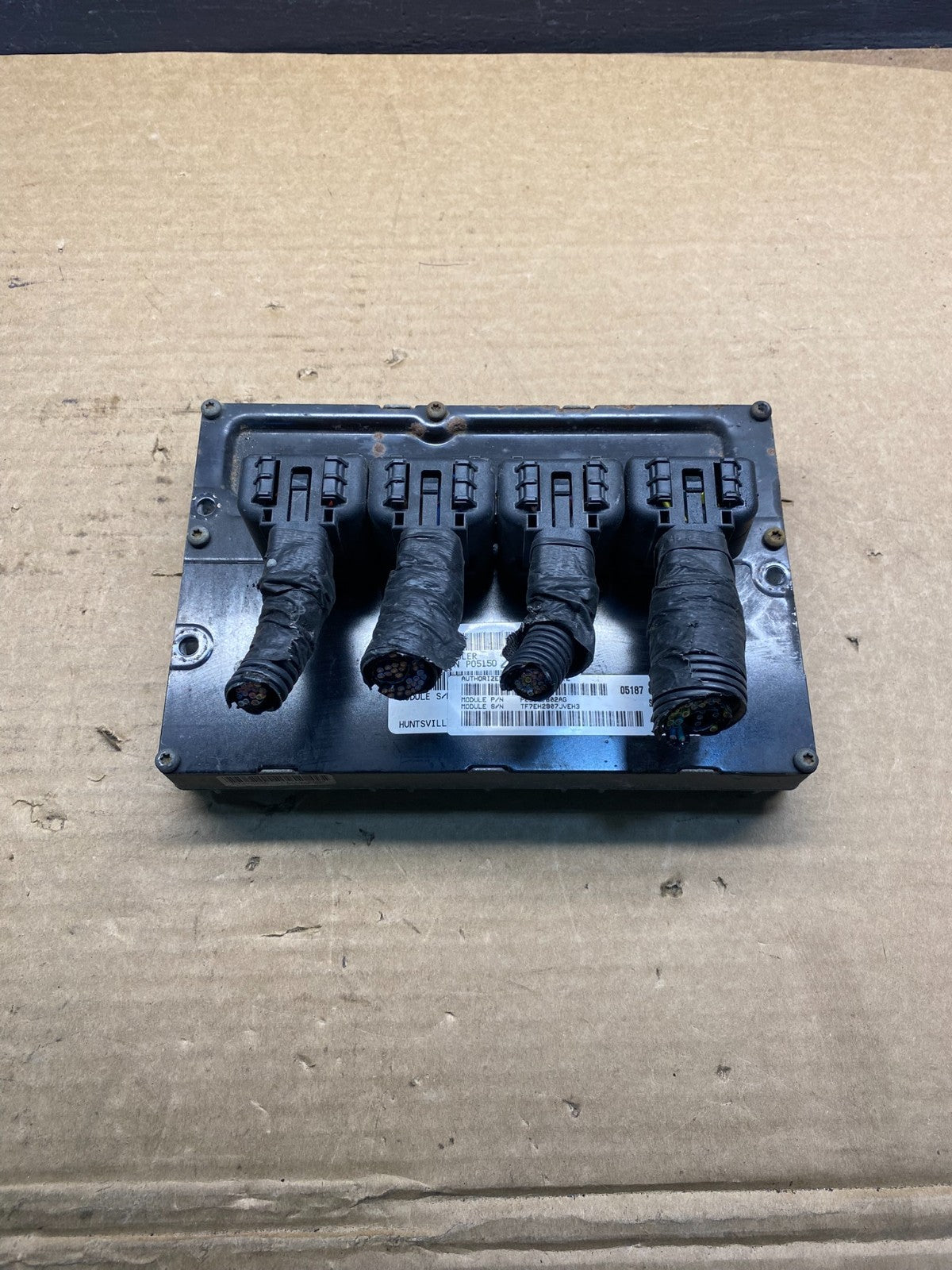 2008 Chrysler Caravan Town & Country 3.8L Engine Control p05187802ag ac8714 DG0