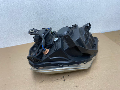 2010 to 2015 GMC Terrain Halogen Passenger Right Rh Side Headlight AF4572 LK8