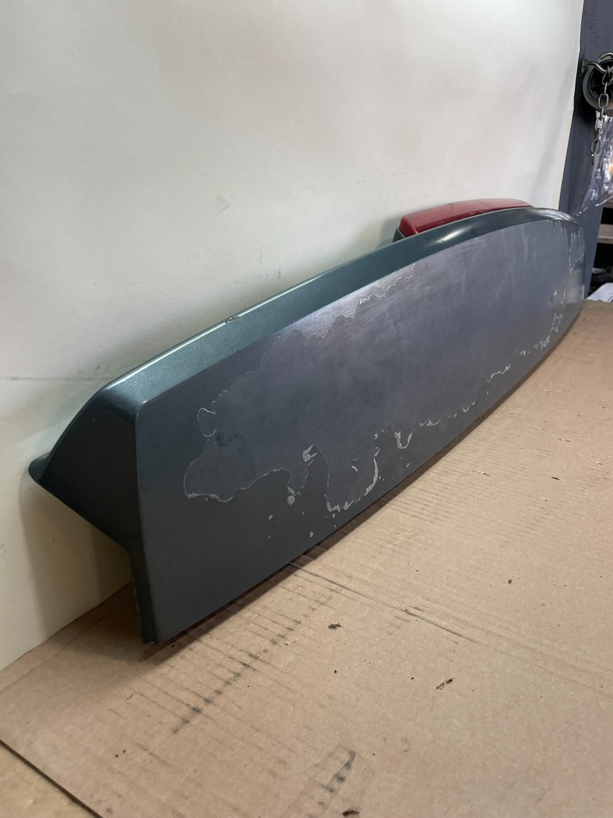 2007-2014 Chevrolet Tahoe Suburban Yukon Spoiler Wing 3rd Brake Light AH0495 DG2