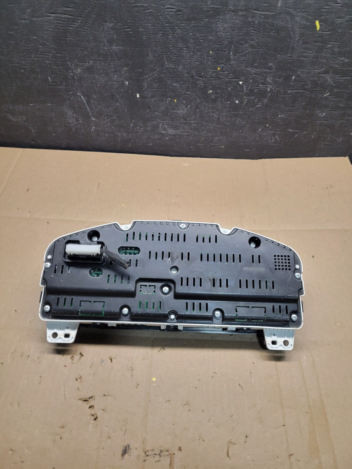 2013 Lincoln MKS Speedometer Instrument Gauge Cluster i4946 DG15