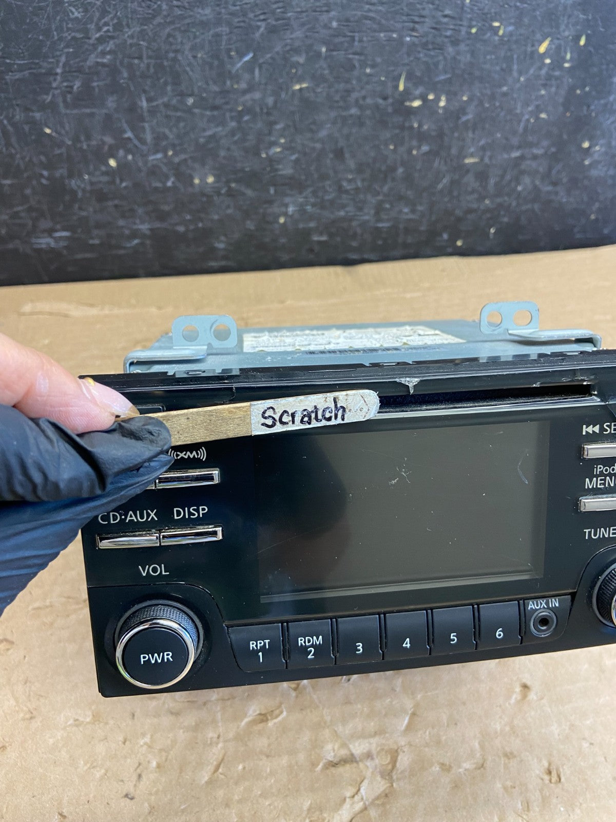 2013 to 2015 Nissan Rogue 28185-1VX0A Radio Receiver AM FM CD AF2682 DG3