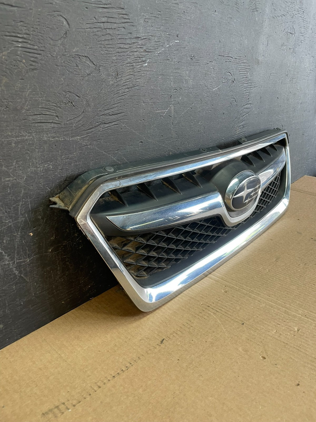 2013 2014 2015 Subaru XV Crosstrek Front Upper Grill Grille af3754 DG2