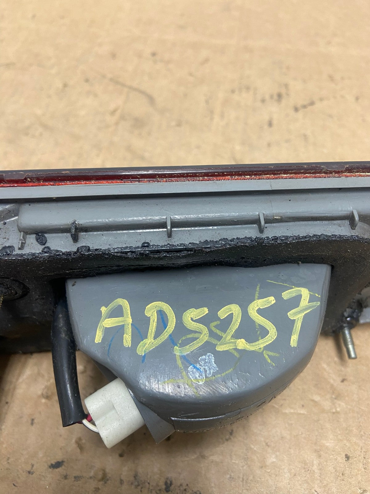 1997 to 1999 Toyota Camry Tail Light Inner Left Driver LH Inner AD5257 LK5