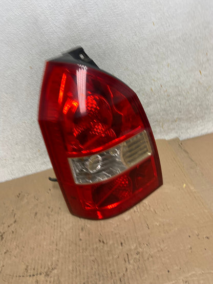2005 to 2009 Hyundai Tucson Left Driver Lh Side Tail Light AI1363 LK2