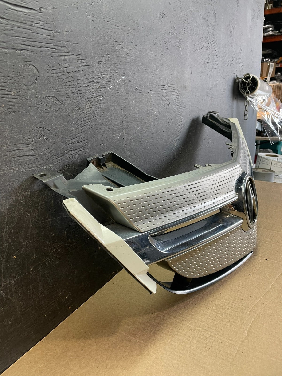 2007 2008 2009 Acura MDX Front Upper Grill Grille Emblem af5195 DG2