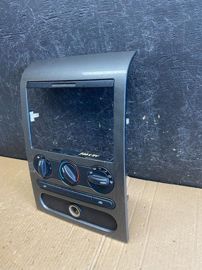 2004 to 2008 Ford F150 Radio Climate Dash Bezel Surround Black ae3996 DG1