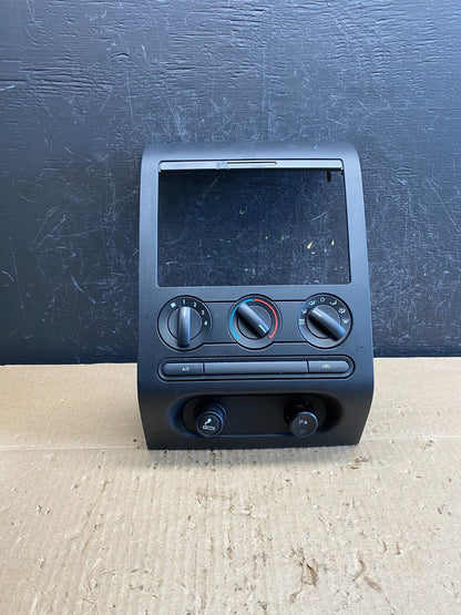 2004 to 2008 Ford F150 Radio Climate Dash Bezel Surround Black AC9166 DG0