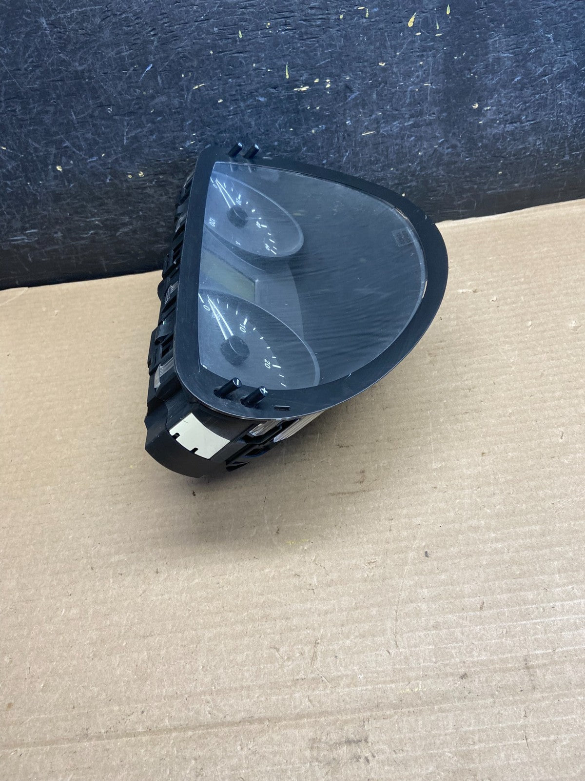 2003 to 2006 Sprinter 2500 3500 Instrument Speedometer Gauge Cluster ah1476 DG2